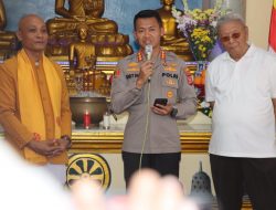 Sambangi Vihara, Kapolresta Tangerang Pastikan Sistem Pengamanan Ibadah Waisak